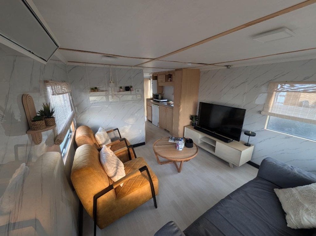 Stacaravan met vaste plek, Caravans en Kamperen, Tot en met 4