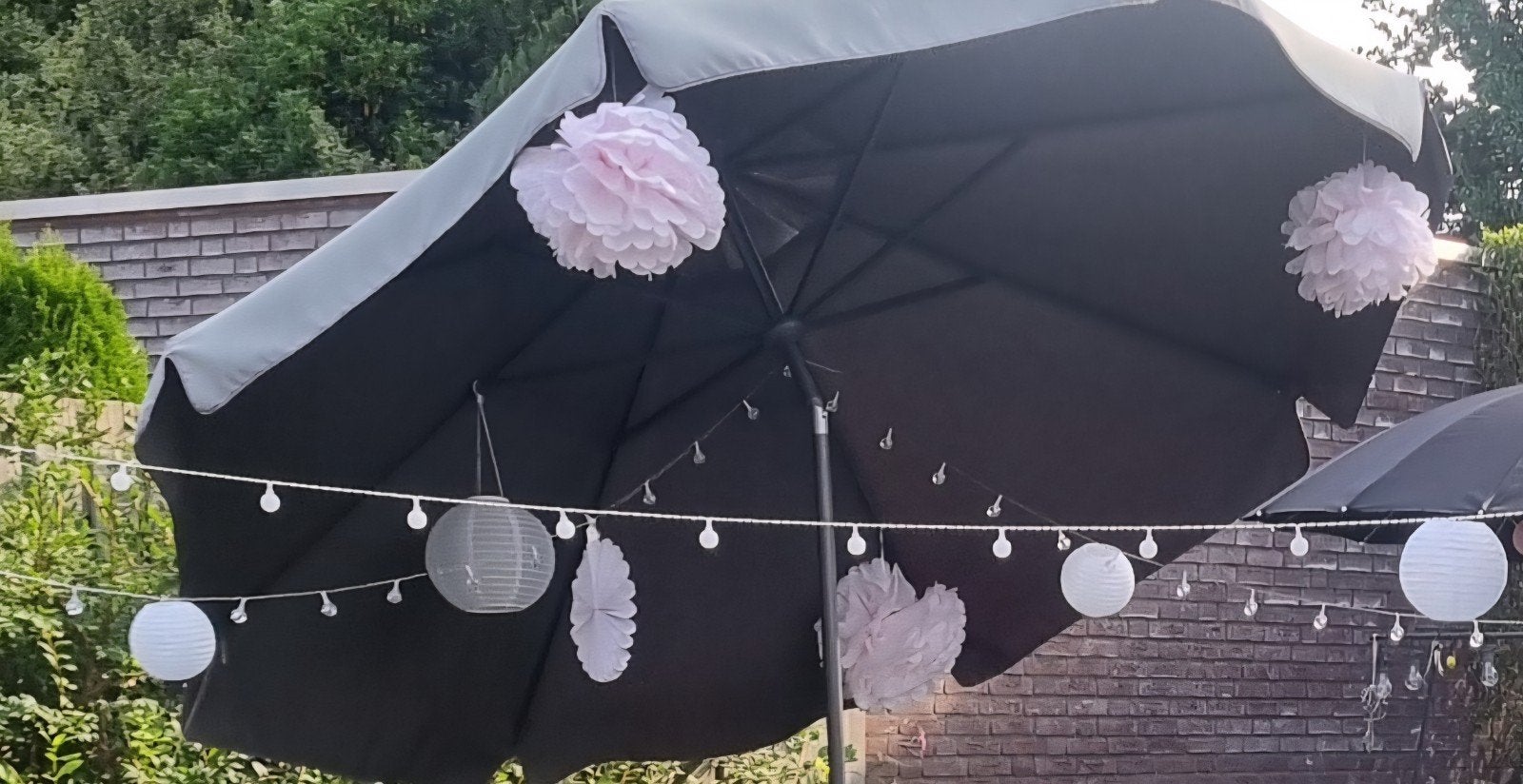 6 pompoms: 3 roze en 3 witte met roze stippen / polkadots, Ophalen of Verzenden, Zo goed als nieuw