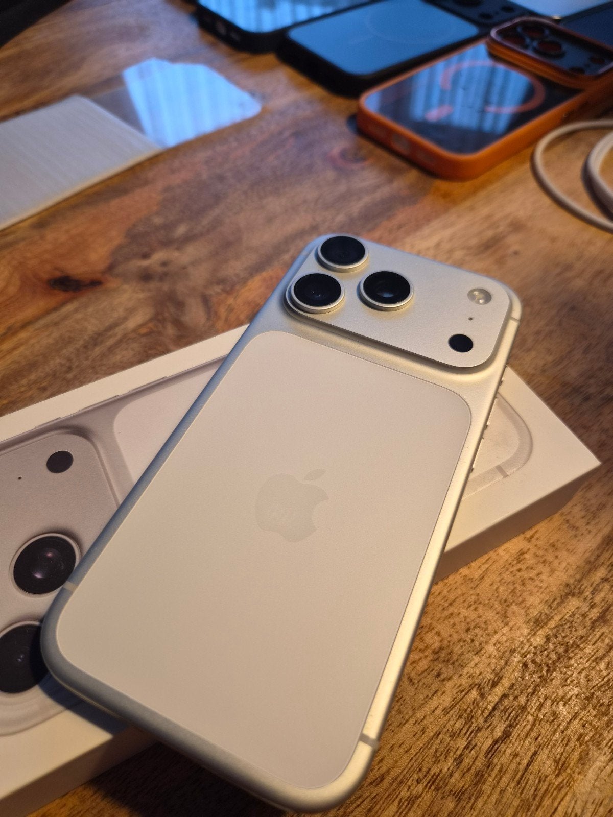 iphone 17 pro zilver 256gb, Ophalen, Zo goed als nieuw, Zilver, 256 GB