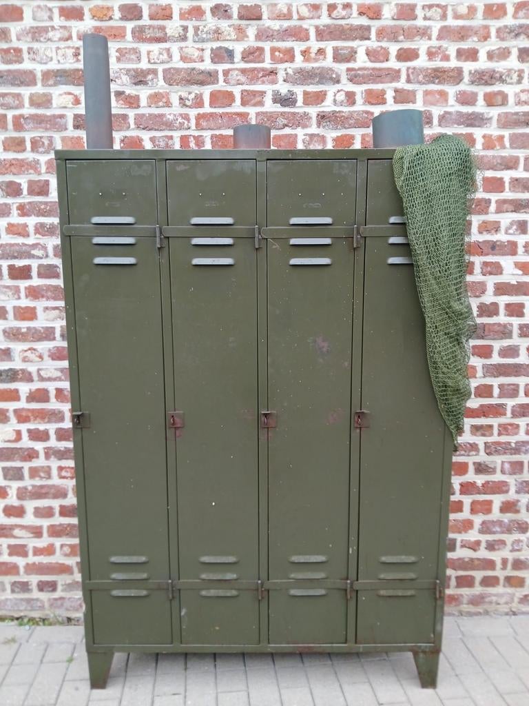 Vintage lockerkast locker vestiare kast, Antiek en Kunst, Ophalen