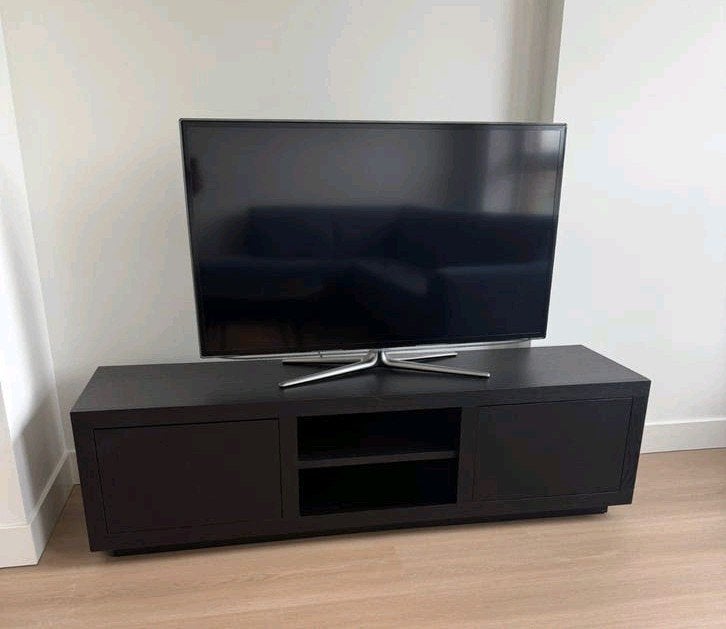 TV meubel Helsinki 160 cm zgan+ gratis Samsung LED TV, Ophalen, 150 tot 200 cm, Zo goed als nieuw, Minder dan 100 cm