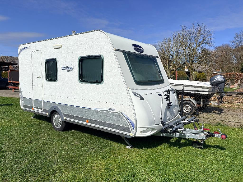 Caravelair Ambiance Style 400, zeer nette caravan, 1e eig.!!, Vast bed, Treinzit, 750 - 1000 kg, Particulier