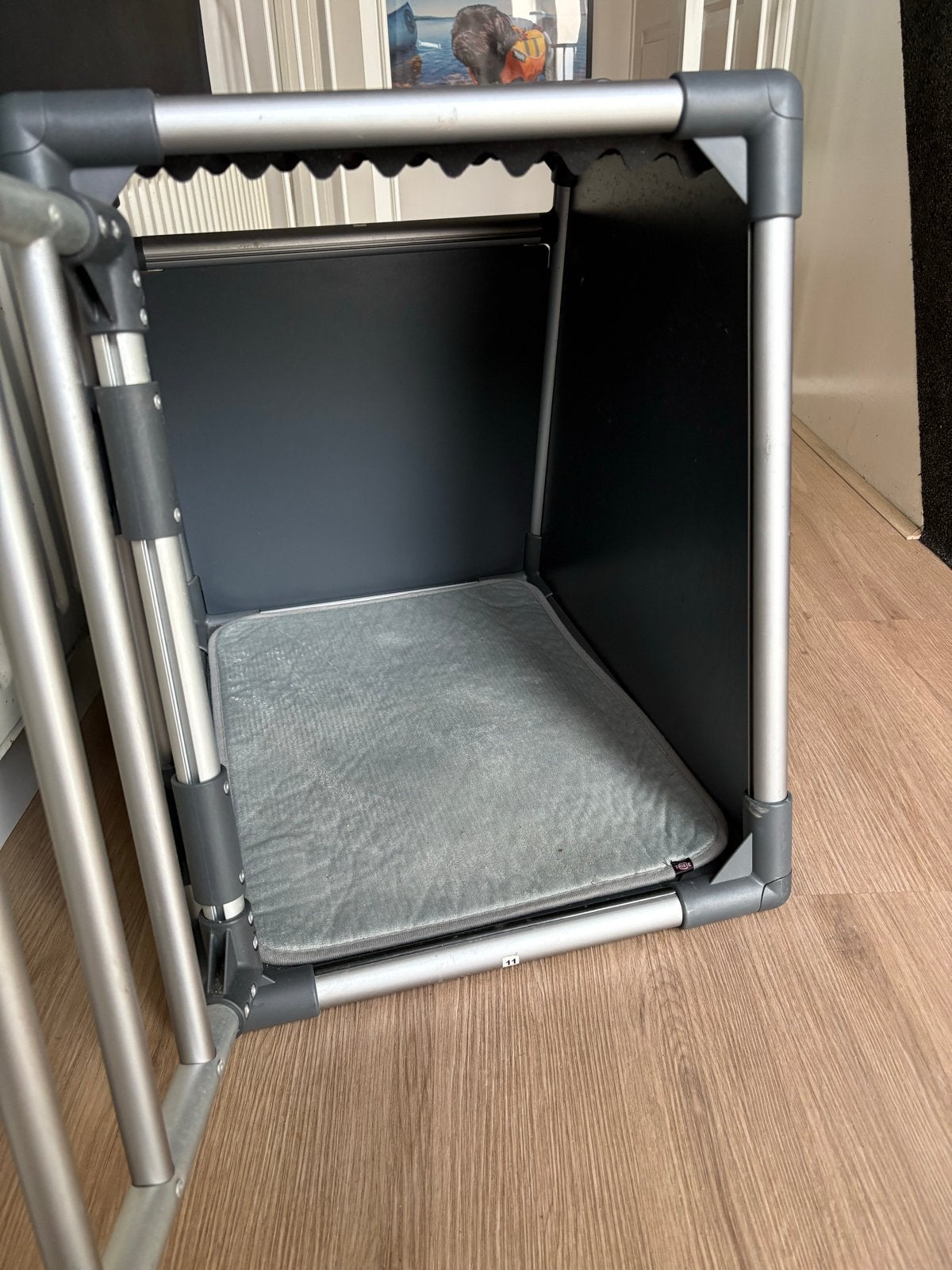 Trixie autobench maat S 48x56x61CM, Ophalen, Zo goed als nieuw