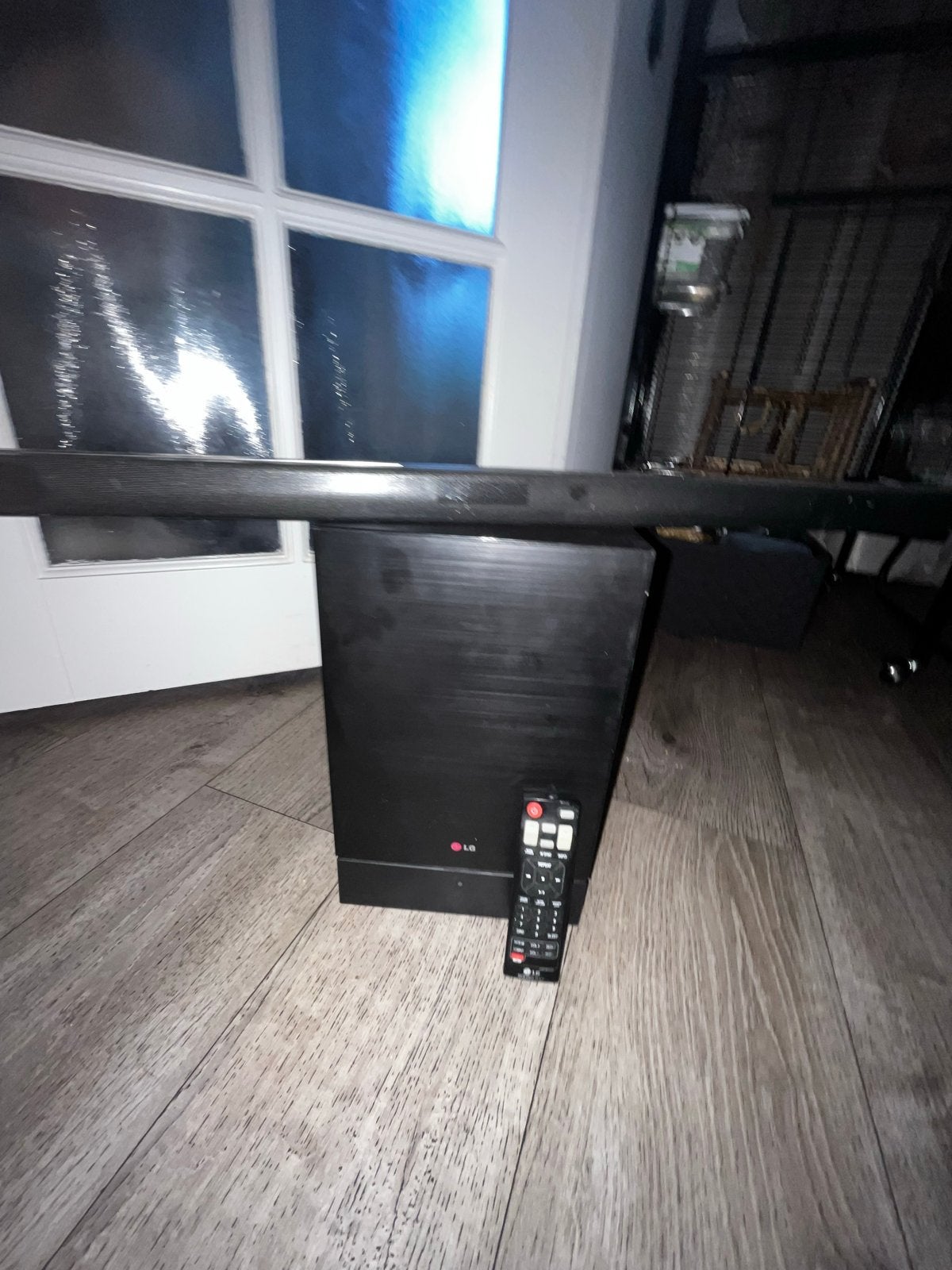 LG Soundbar met subwoofer en afstandsbediening, Ophalen, Met externe subwoofer, Gebruikt