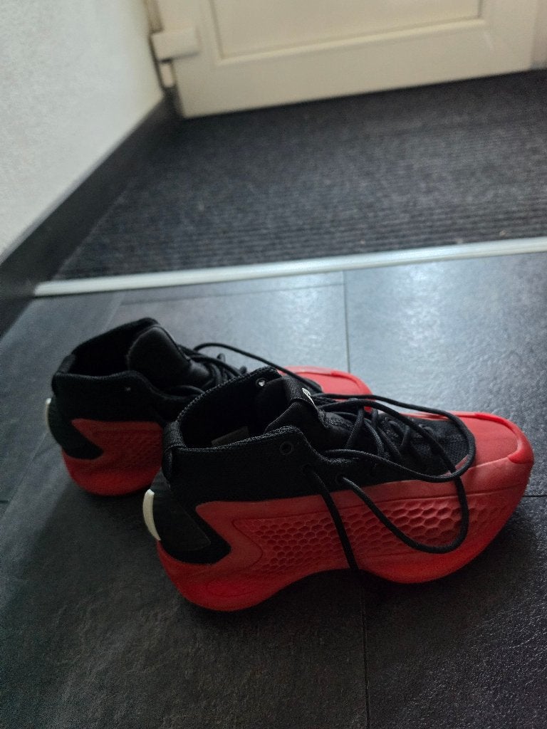 Anthony Edwards basketball schoenen 35,5, Ophalen, Zo goed als nieuw, Schoenen