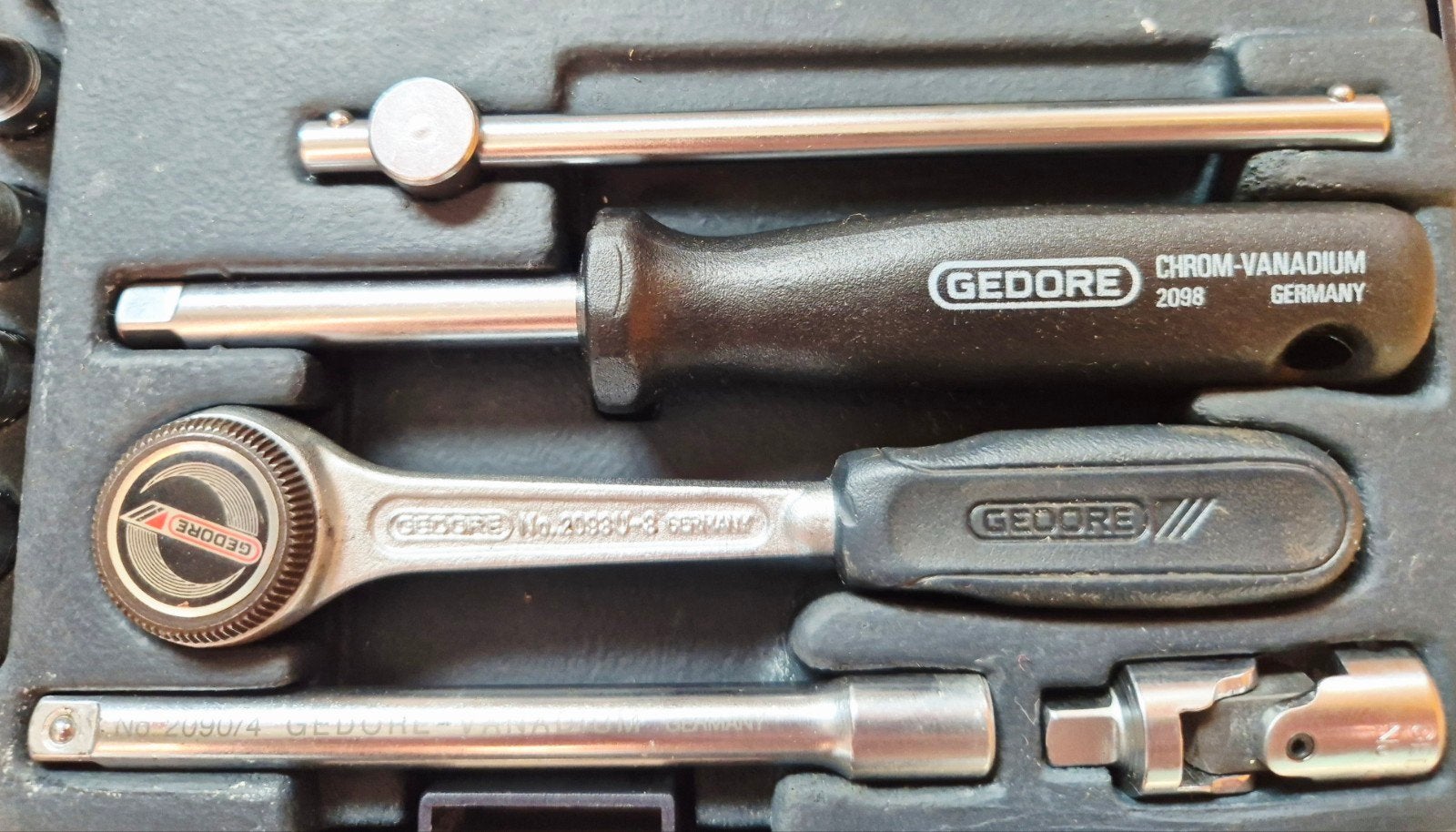 Deze Gedore No. 20 EM 1/4 doppendoos is compleet, Ophalen, Zo goed als nieuw
