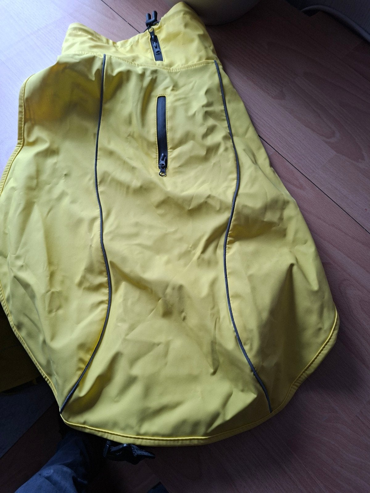 Een Trixie hondenregenjas voor middelmatig ras, Dieren en Toebehoren, Ophalen, Nieuw, Hondenregenjas