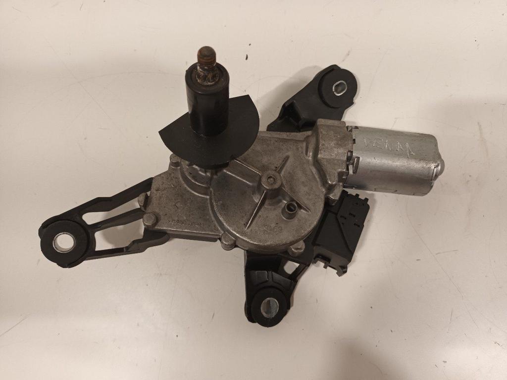 Ruitenwissermotor achter Toyota Yaris, Onderdelen@venauto.nl, Van der Ven Autorecycling B.V., Gebruikt, Ettenseweg 76, 4706 PB Roosendaal, The Netherlands