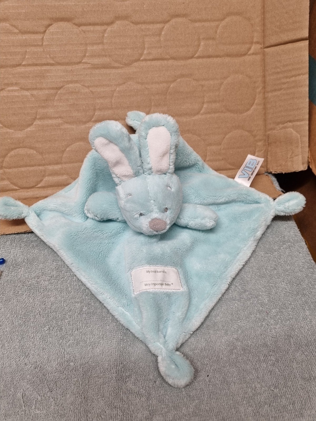 VIB knuffel doekje konijn nr 19, Ophalen of Verzenden, Zo goed als nieuw, Konijn
