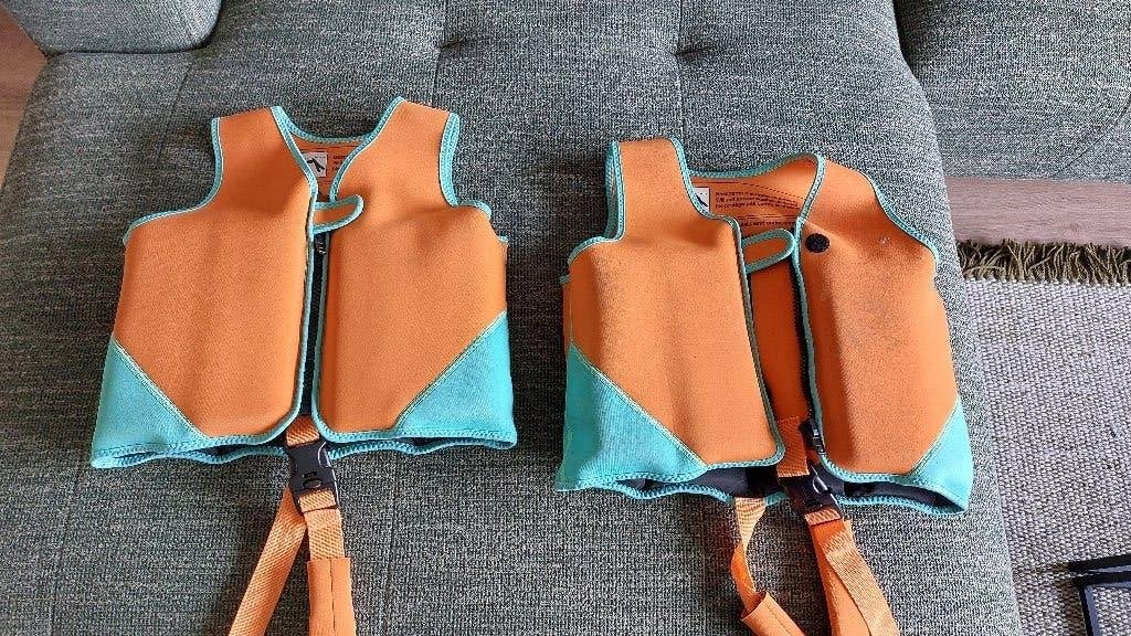 Handige zwemvestjes, Watersport en Boten, Watersportkleding, Ophalen, Gebruikt, Kind, Reddingsvest of Zwemvest