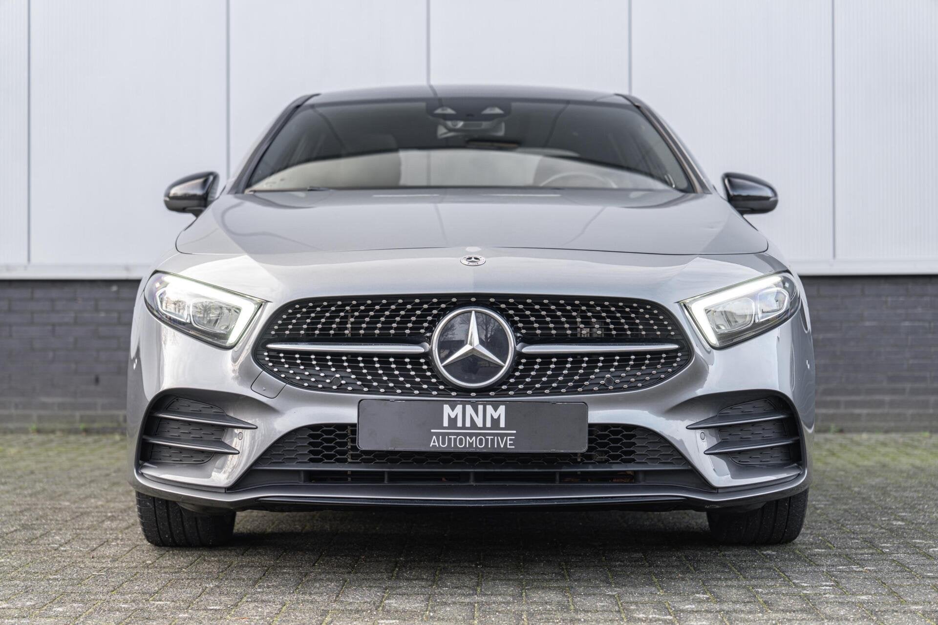 Mercedes A-klasse 250e AMG |Pano|Camera|Burmester, Gebruikt, Euro 6, 4 cilinders, 160 pk