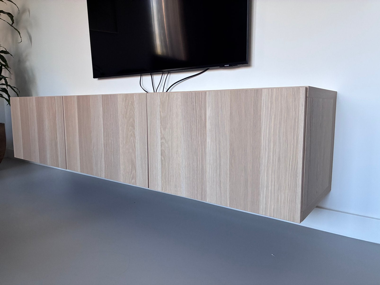 IKEA Besta televisiemeubel lichteiken 180x42x38cm, Ophalen, Zo goed als nieuw, 25 tot 50 cm, Minder dan 100 cm