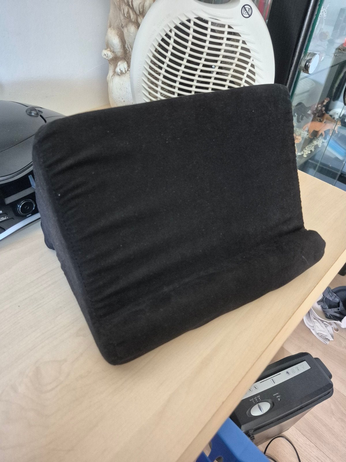 Nieuwe tablet houder met opberg vakken aan de achterkant, Ophalen of Verzenden, Auto