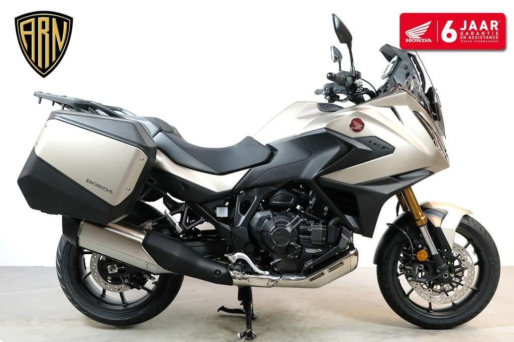Honda NT 1100 DCT ES (bj 2026), Motoren, Bedrijf, Handvatverwarming, Toermotor