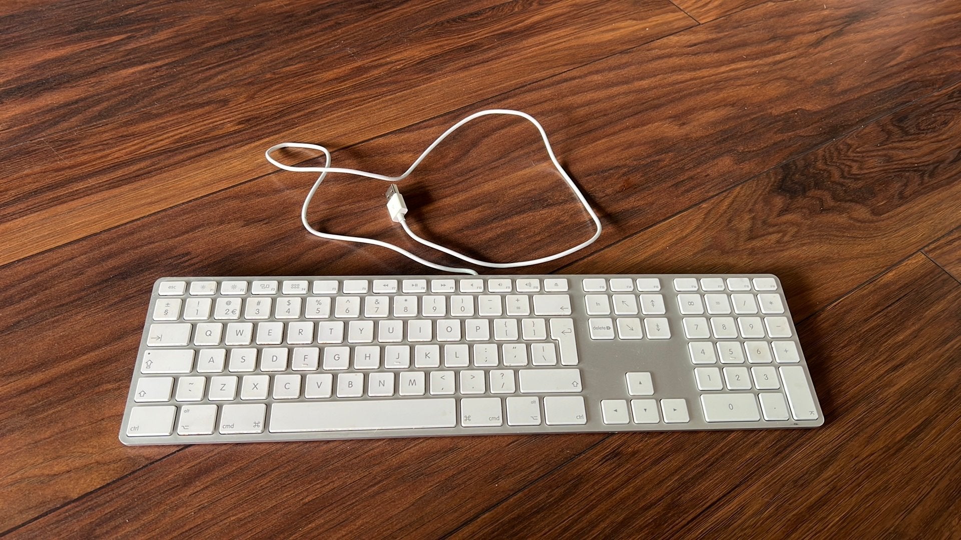 Apple Wired Keyboard, Computers en Software, Toetsenborden, Ophalen of Verzenden, Numeriek, Zo goed als nieuw, Bedraad
