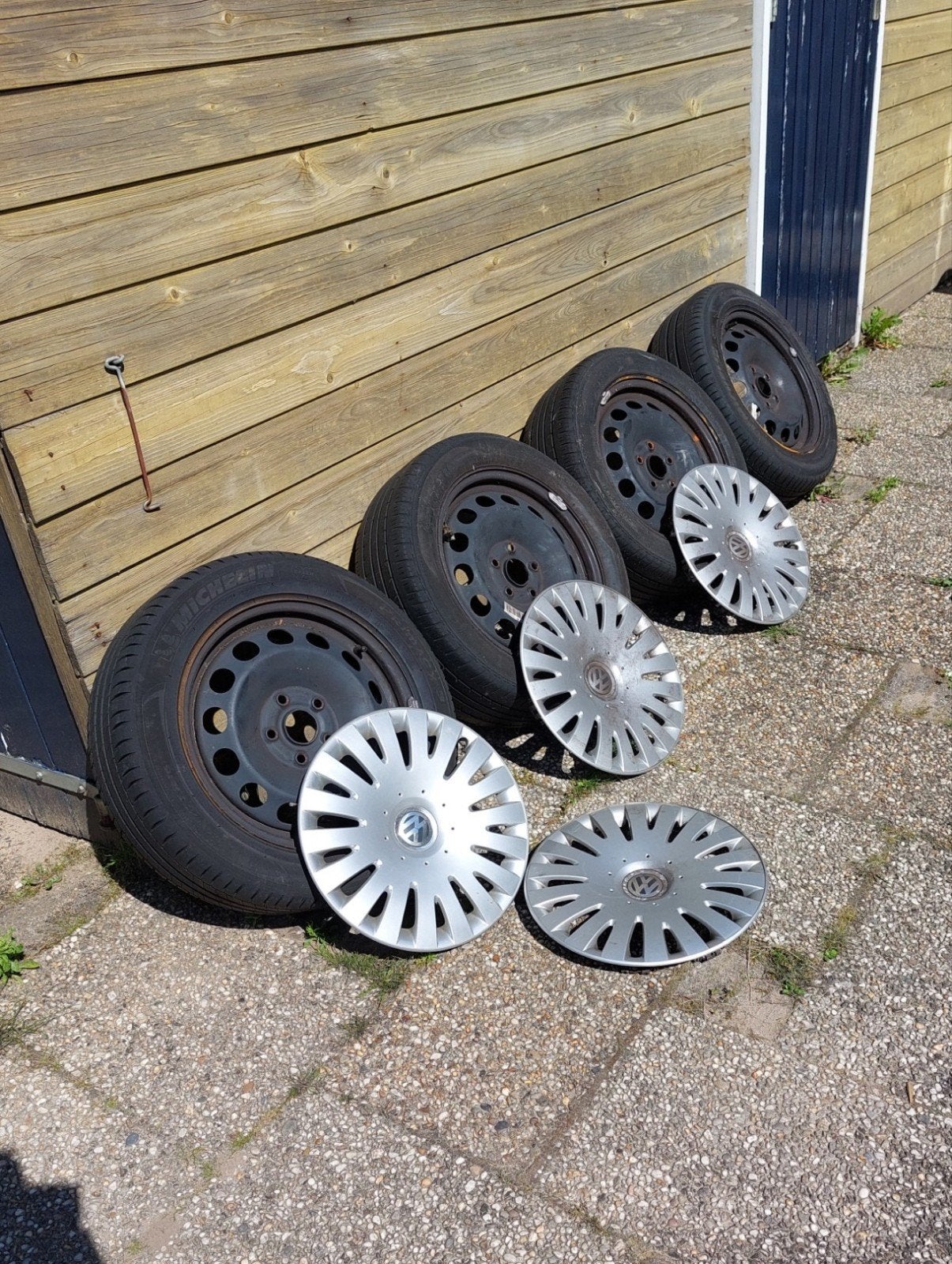 wieldoppen met gratis wielen, Ophalen of Verzenden