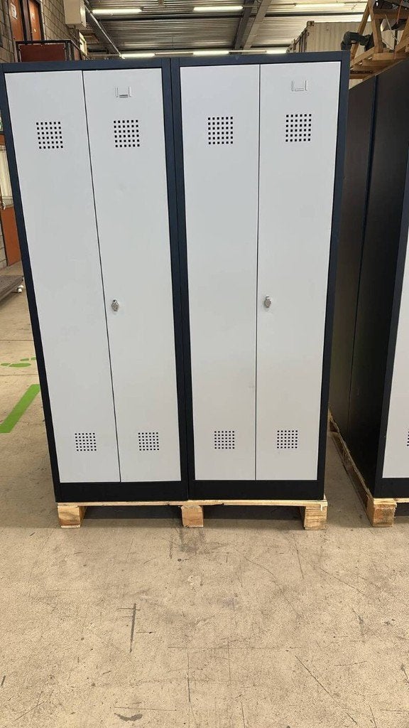 lockerkast, Ophalen, Gebruikt