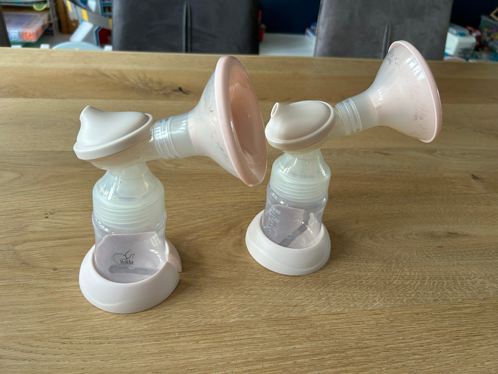 MoM&e Dubbelzijdige Elektrische Borstkolf, Ophalen, Zo goed als nieuw, Borstkolf