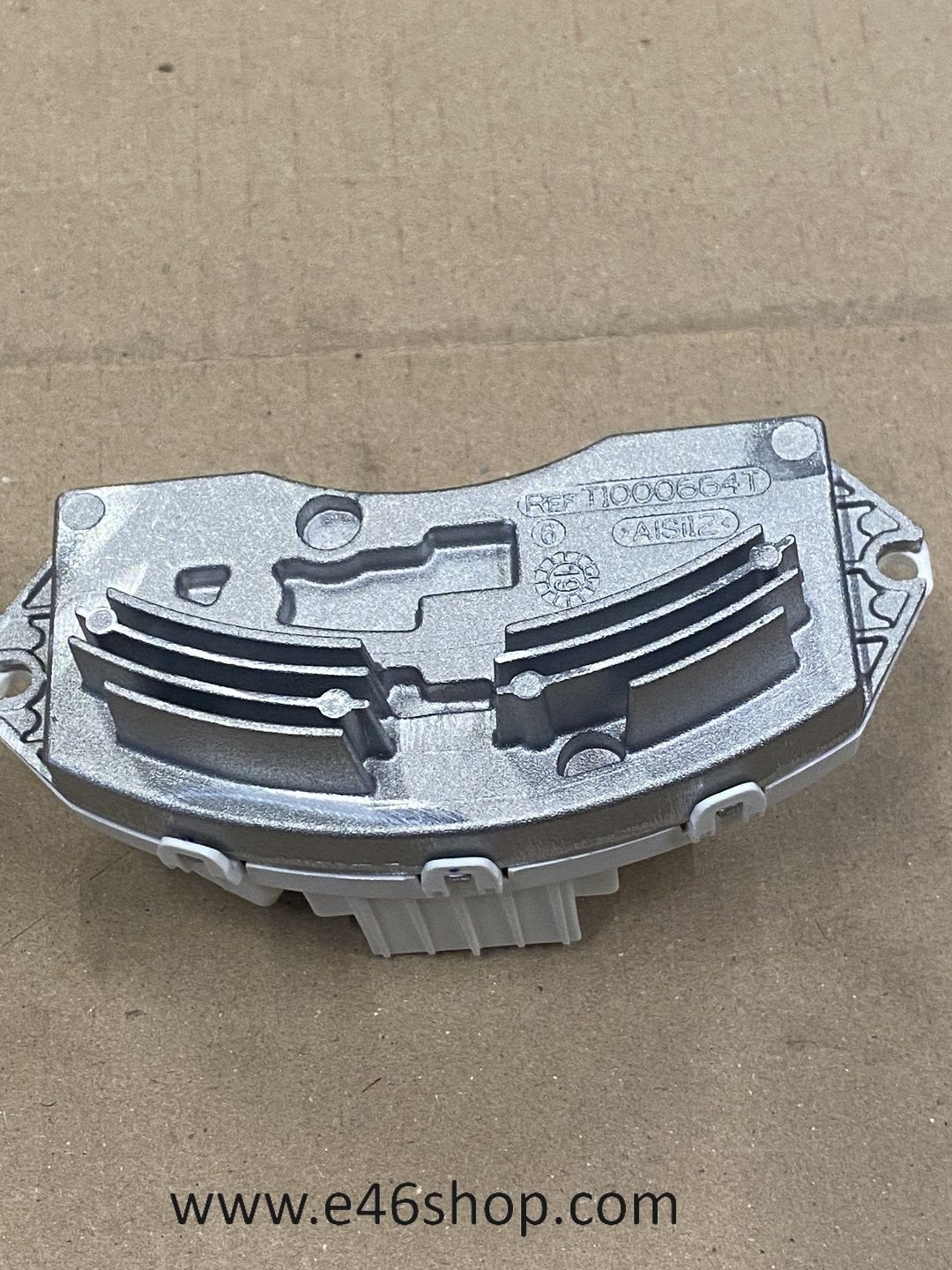 KACHELWEERSTAND BMW 1 EN 3 SERIE OE 64119483928 NIEUW ORG BM, -, -, Nieuw, Ophalen of Verzenden