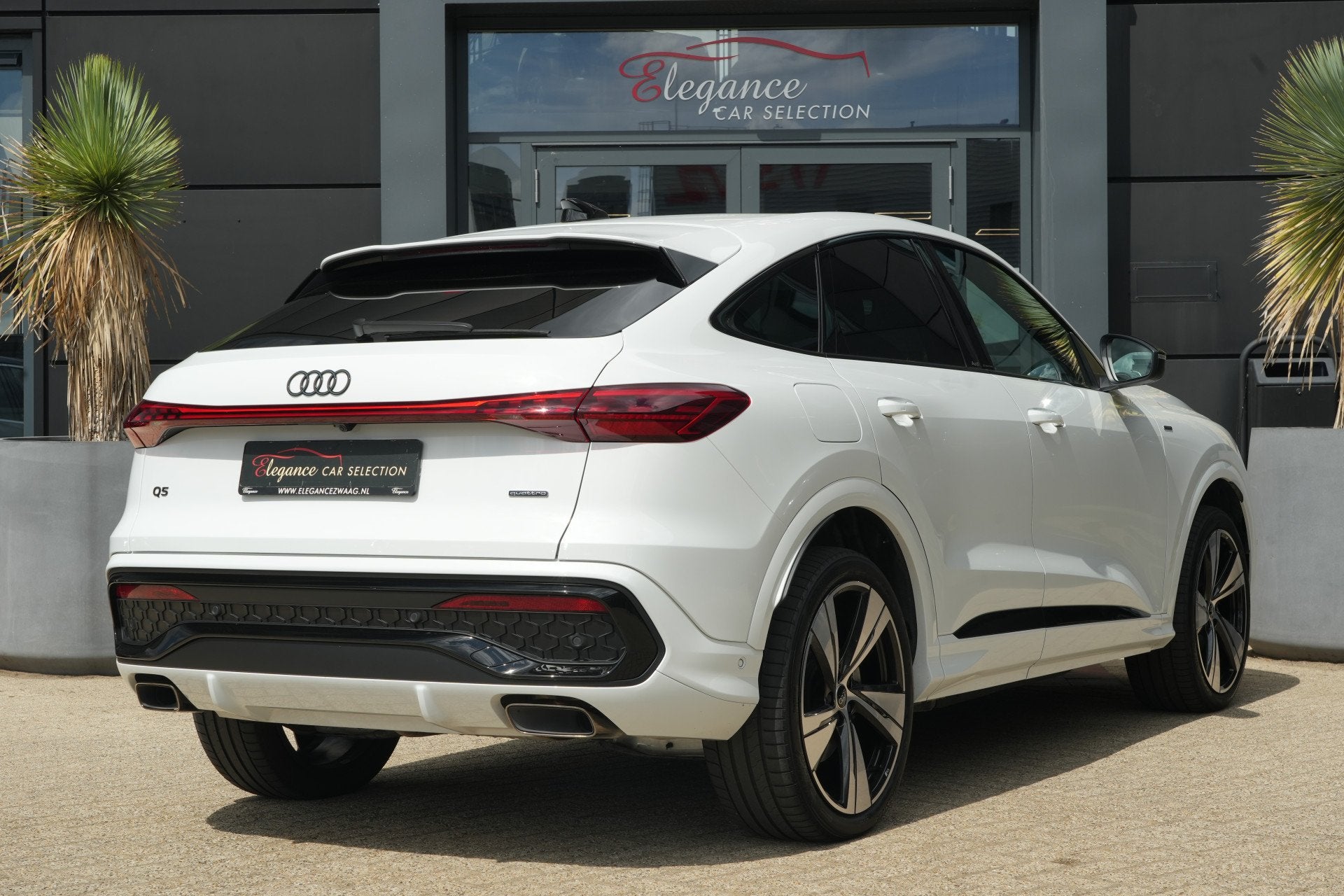 Audi Q5 Sportback 2.0 TFSI e-hybrid quattro S edition Sportb, Auto's, Audi, Automaat, Gebruikt, Zwart, 4 cilinders