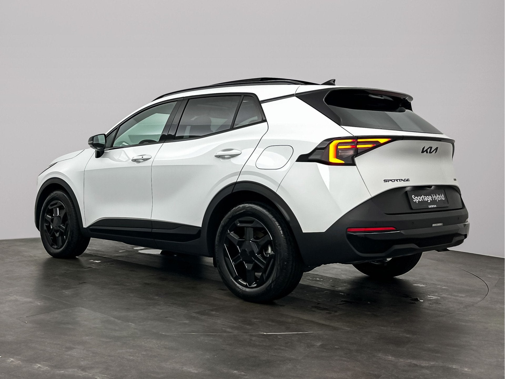 Kia Sportage 1.6 T-GDi Hybrid Black Edition Advanced | eleck, Zwart, 4 cilinders, Wit, Leder