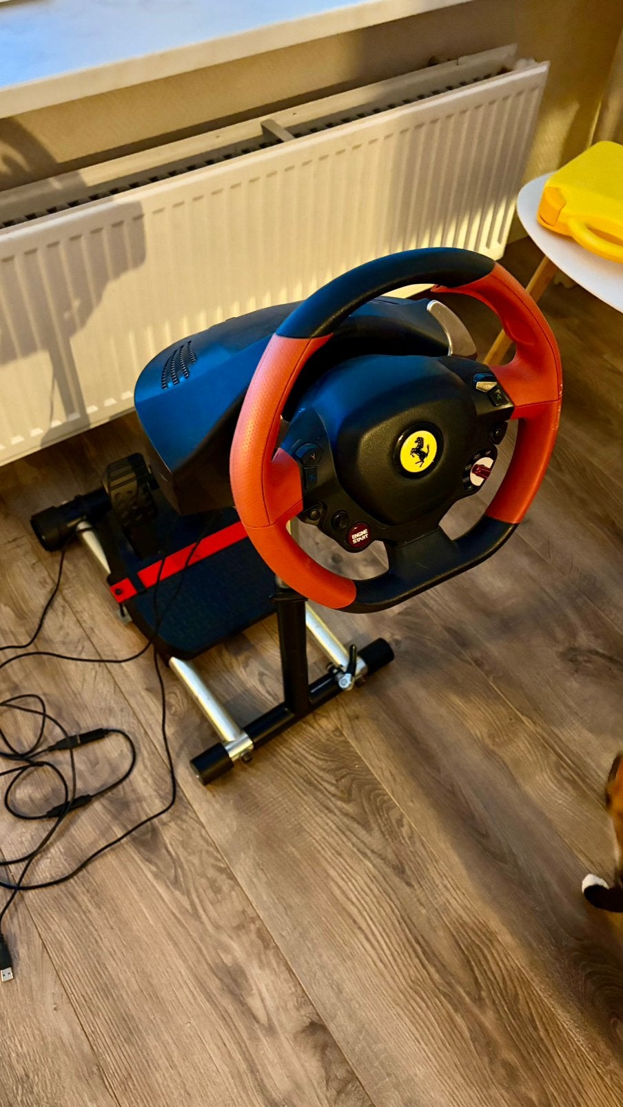Ferrari 458 Spider racestuur en pedalen incl frame, Ophalen, Zo goed als nieuw, Stuurtje of Sportattribuut, Xbox Series S