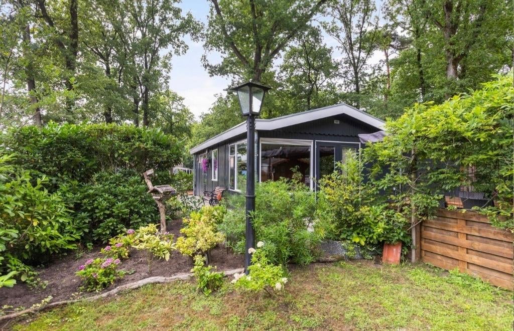IN PRIJS VERLAAGD Recreatiewoning Doorn EIGEN GROND, Huizen en Kamers, Recreatiewoningen te koop, 70 m², Bungalow, Utrecht, 2 slaapkamers