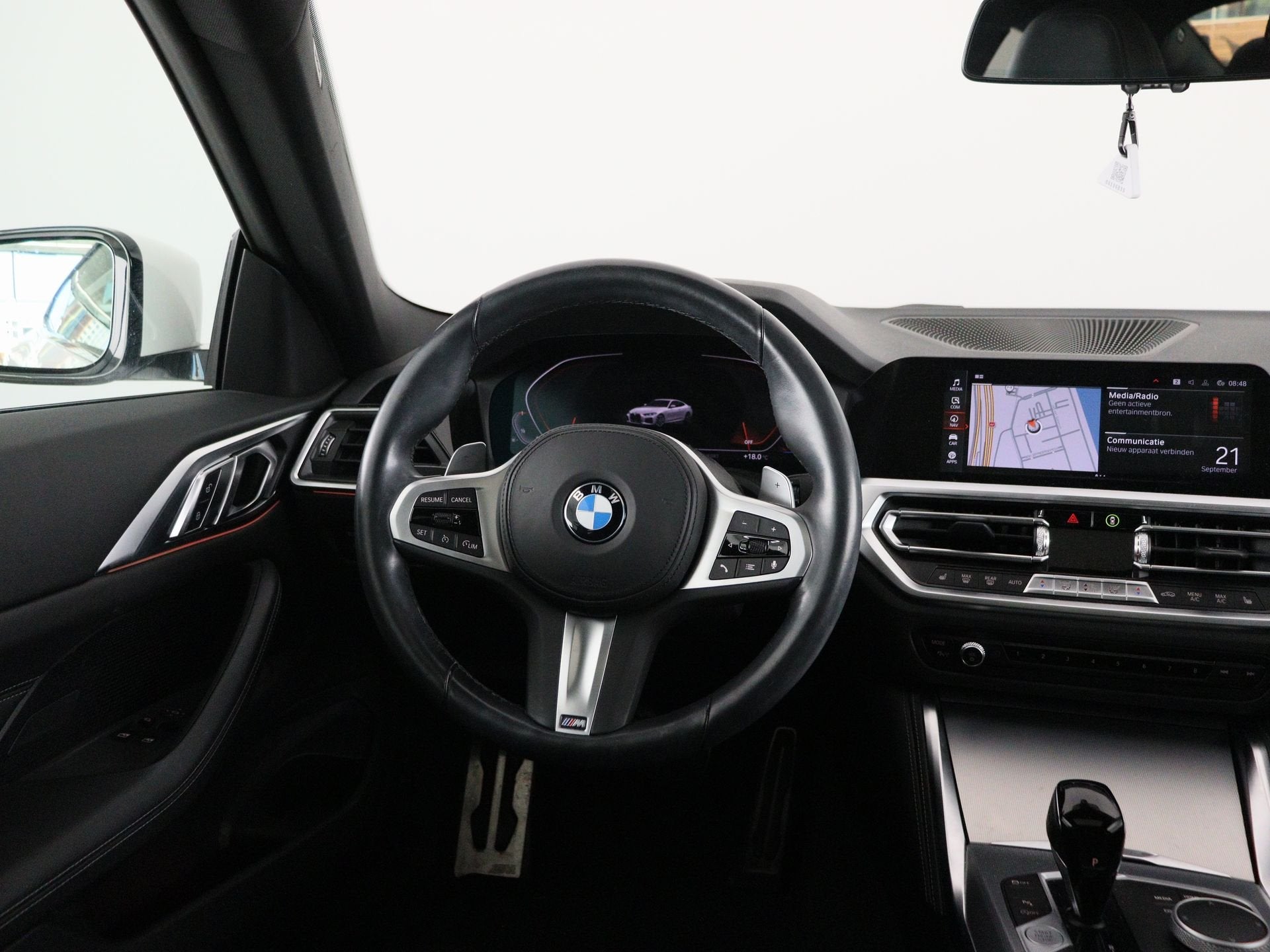 BMW 4 Serie 420i Coupé High Executive (bj 2021, automaat), Auto's, Automaat, Achterwielaandrijving, Gebruikt, Met garantie (alle)
