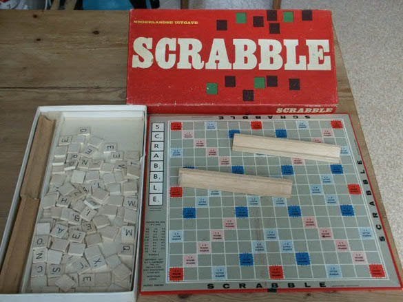 Scrabble spel in de rode doos, Een of twee spelers, Ophalen of Verzenden, Gebruikt, Jumbo