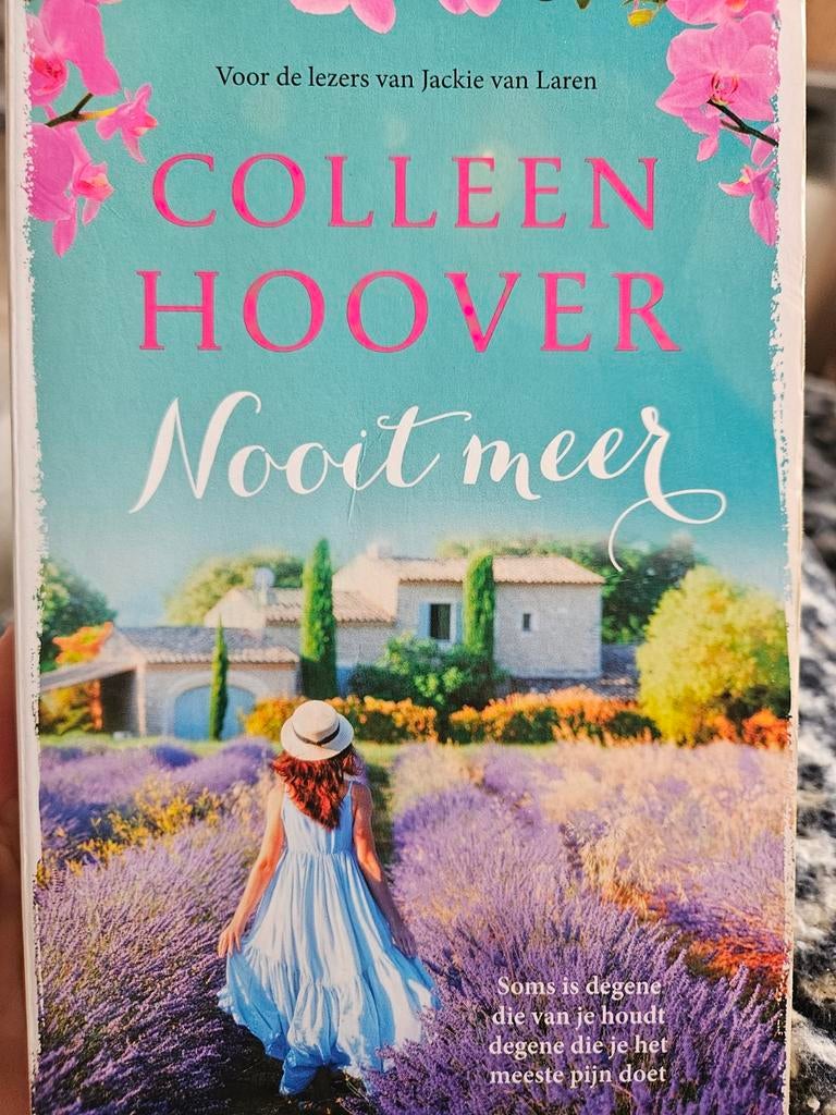 Colleen Hoover - Nooit meer (Roman), Ophalen of Verzenden, Zo goed als nieuw, Colleen Hoover, Nederland