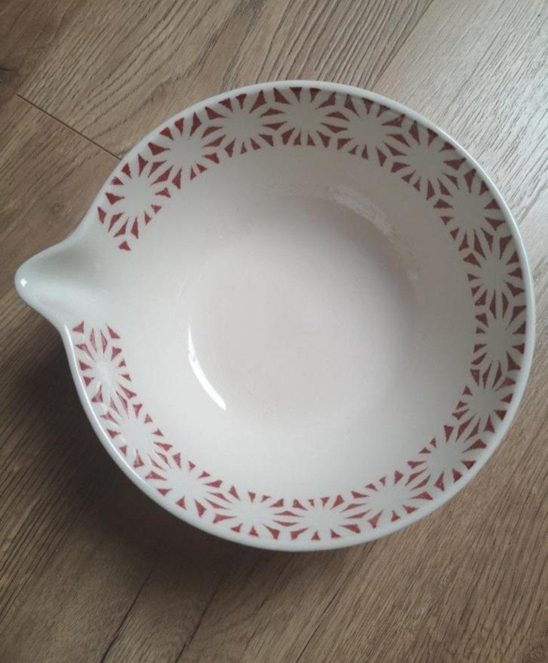 Fair trade schaal met schenktuit, Ophalen of Verzenden, Rond, Porselein of Keramiek