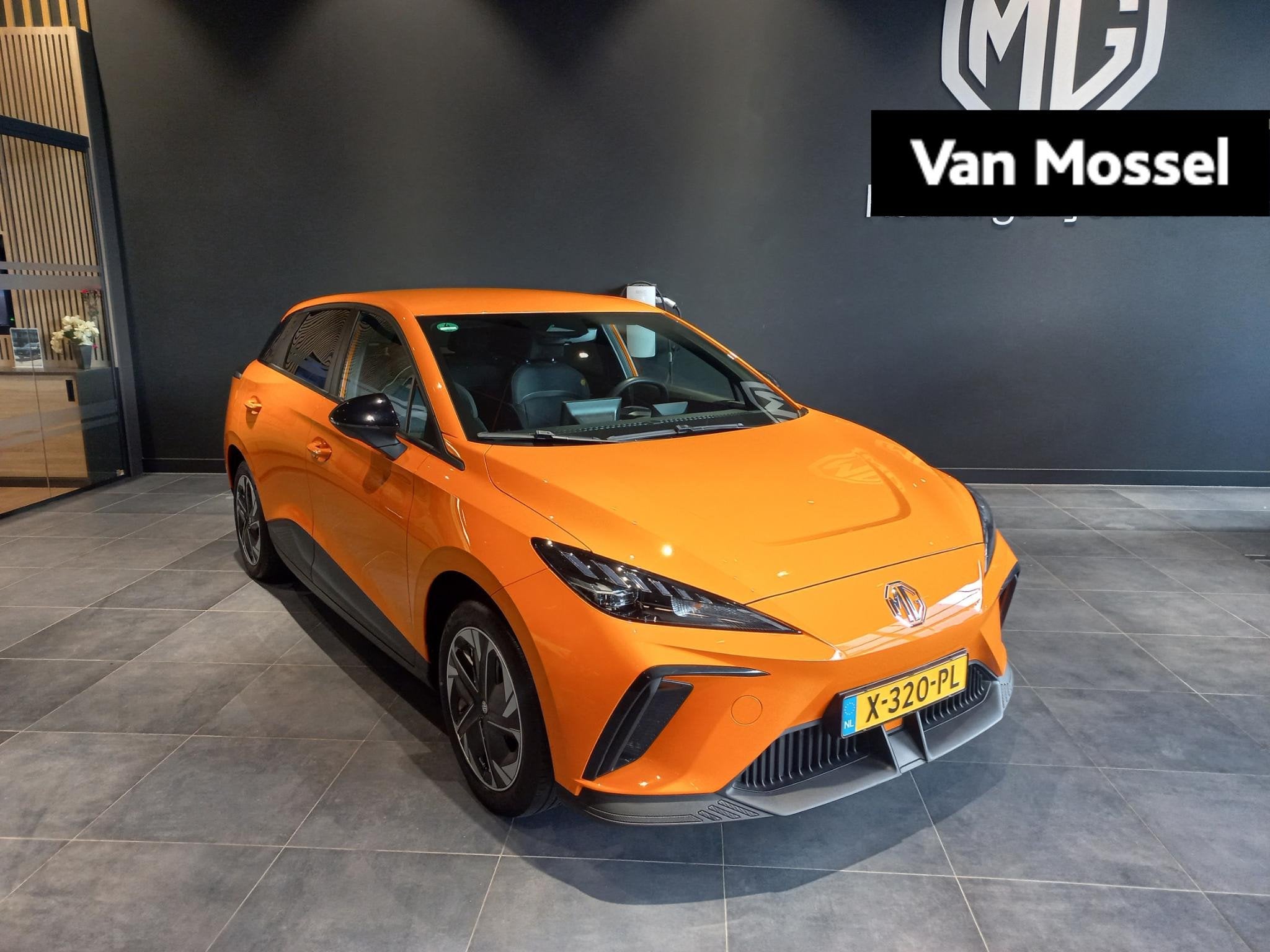 MG MG4 Electric Comfort 64 kWh, Auto's, Automaat, 12 maanden, Gebruikt, Overige kleuren