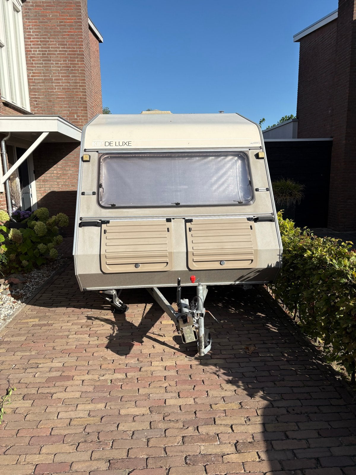 Kip de Luxe Caravan - Compact en Compleet, Kip, Treinzit, 750 - 1000 kg, Particulier