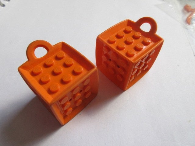 nr. 9228, 2 Grote dobbelstenen om te versieren., Kinderen en Baby's, Speelgoed | Duplo en Lego, Ophalen of Verzenden, Zo goed als nieuw
