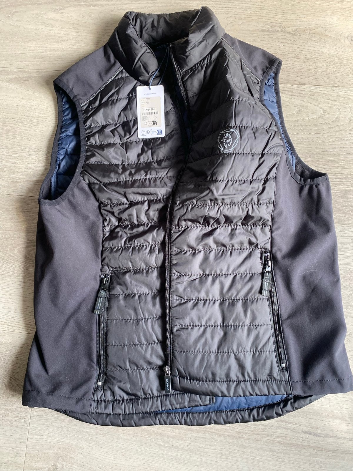 Nieuw Scania Bodywarmer Zwart Maat L, Ophalen of Verzenden, Nieuw, Maat 52/54 (L), Zwart