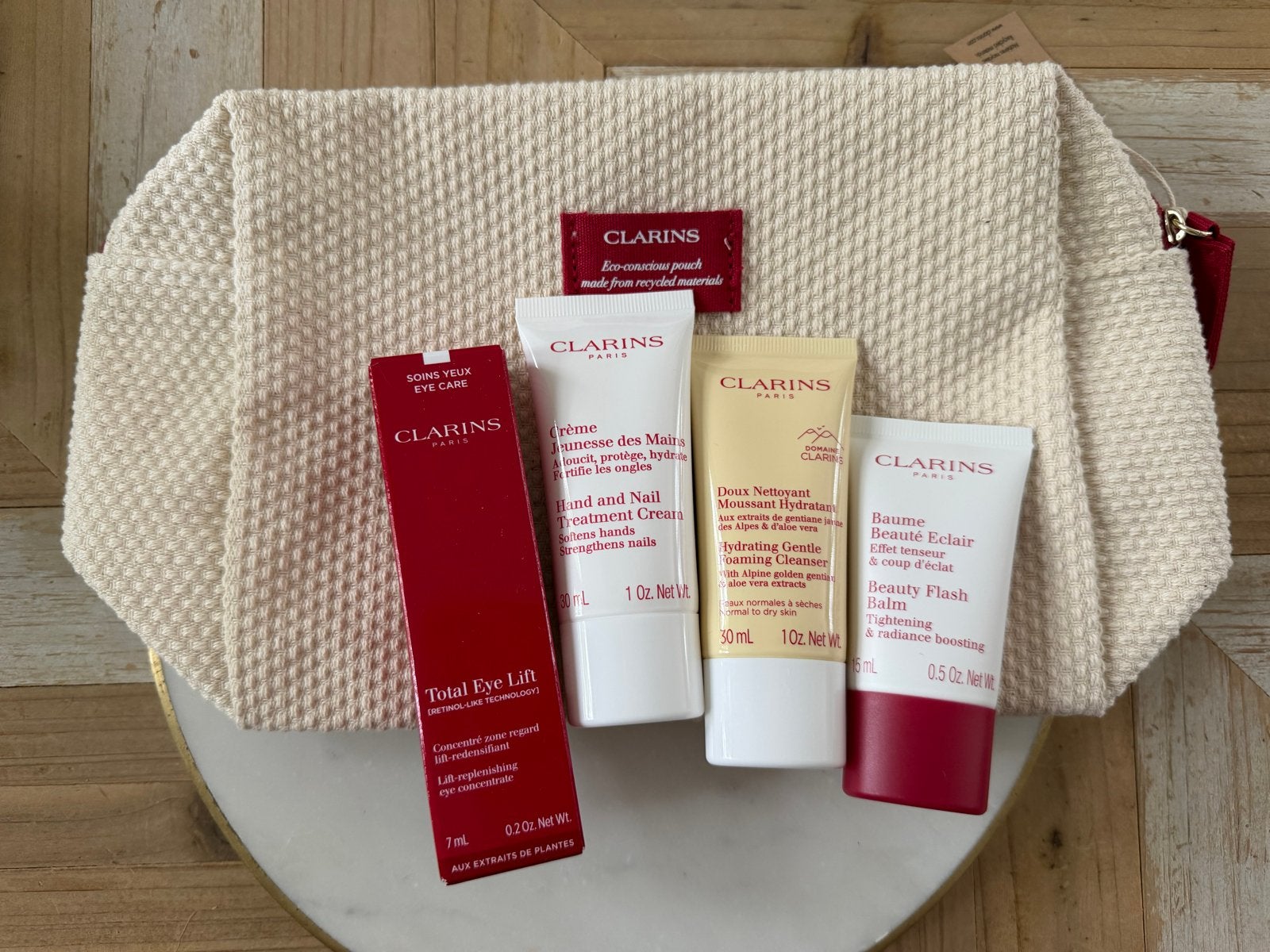 Clarins Skincare Set - Nieuw in Eco-bewuste Pouch, Ophalen of Verzenden, Nieuw, Ogen, Reiniging
