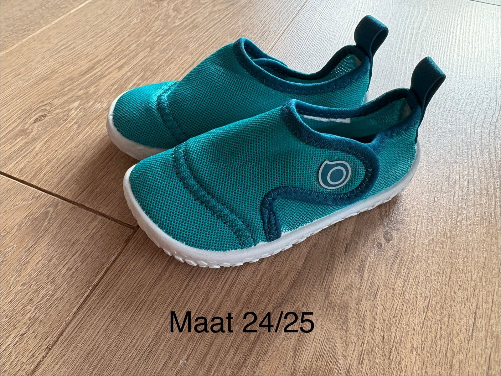 Waterschoenen Decathlon maat 24/25 zgan, Jongen of Meisje, Overige typen, Ophalen of Verzenden, Zo goed als nieuw
