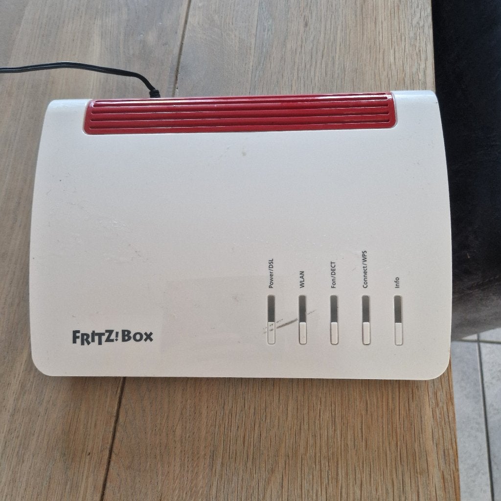 Fritzbox 7590 modem/router, Computers en Software, Ophalen of Verzenden, Gebruikt, Router met modem, Fritz!Box