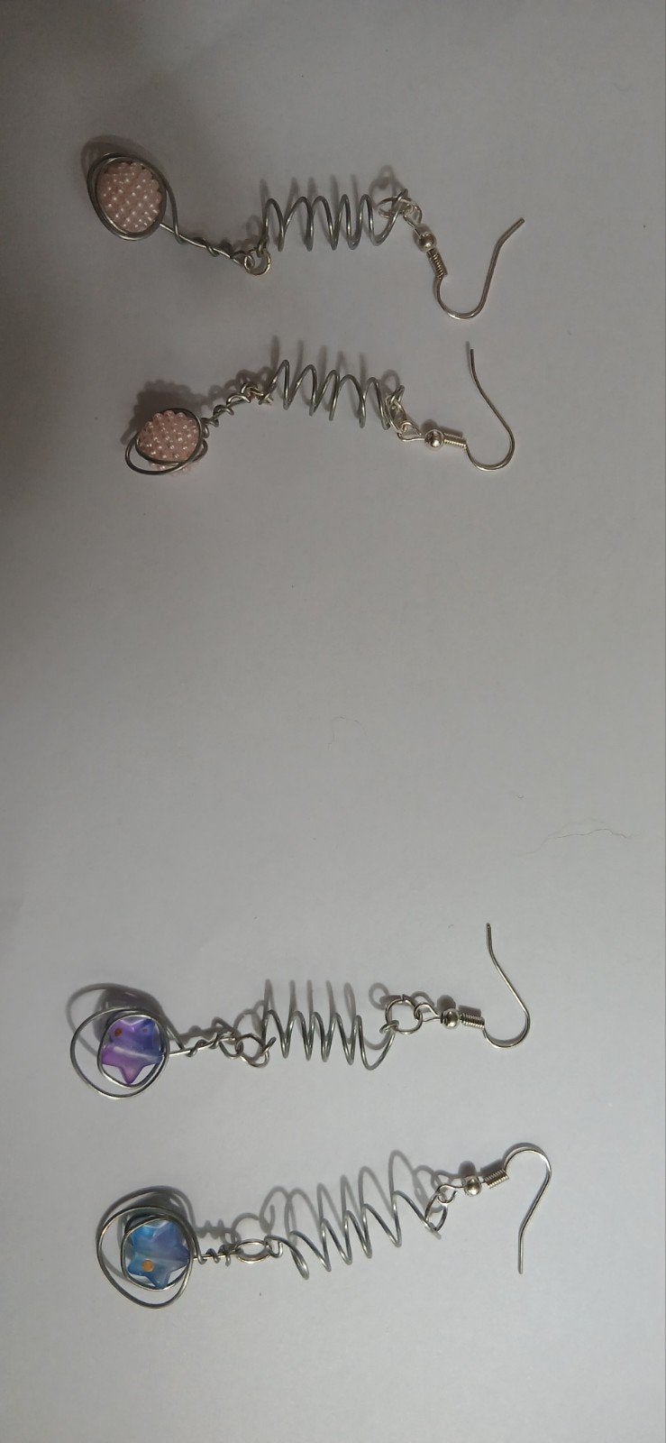 Handgemaakte Oorbellen met Kralen en Spiraalontwerp, Sieraden, Tassen en Uiterlijk, Met kristal, Overige materialen, Hangers, Nieuw