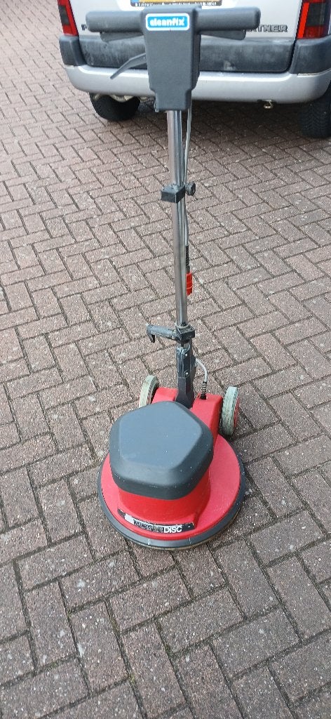 Cleanfix boen/schrobmachine, Ophalen, Zo goed als nieuw, Schrobmachine