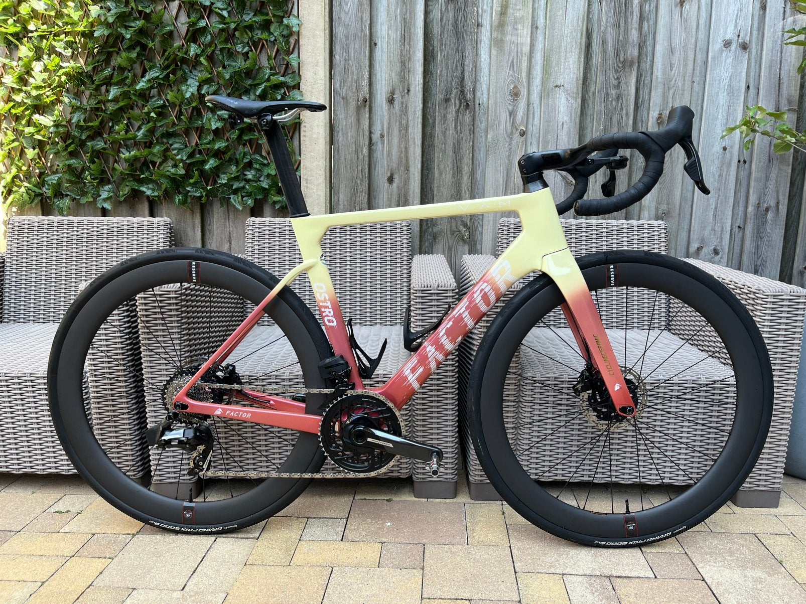 Factor Ostro VAM mt 54 Sram Force axs D2, Overige merken, Carbon, Ophalen of Verzenden, Zo goed als nieuw