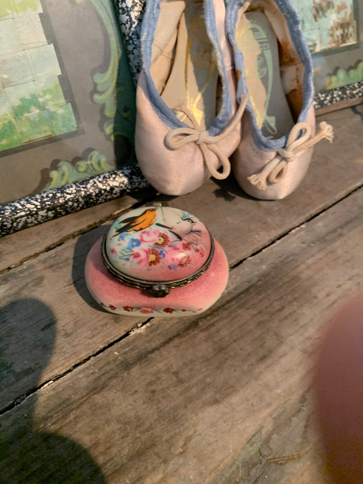 Oud pillendoosje met vogeldecoratie en ormolu, Ophalen of Verzenden