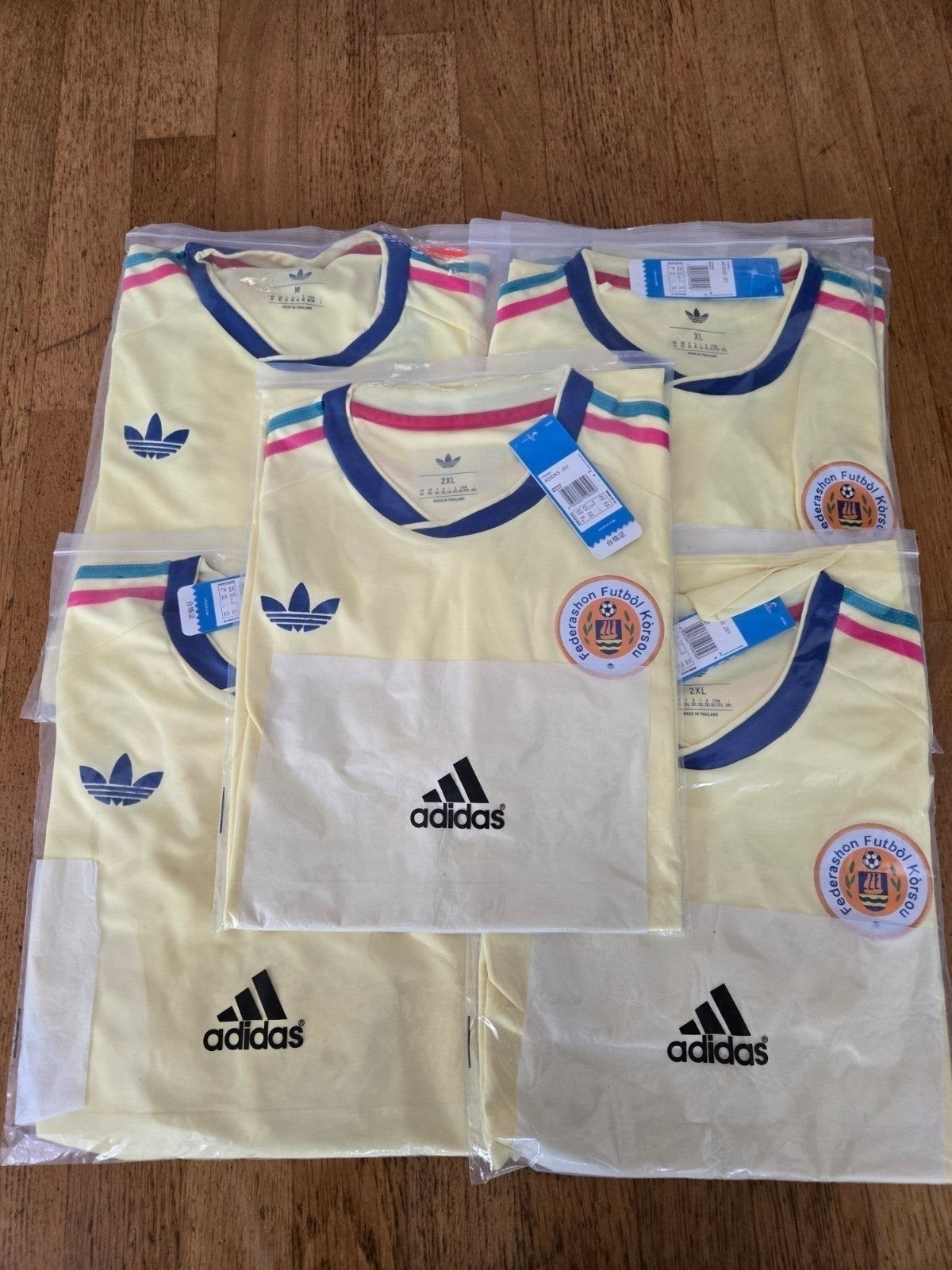 Curacao uitshirt maat 4XL, Adidas, Geel, Maat 46/48 (XL) of groter, Nieuw
