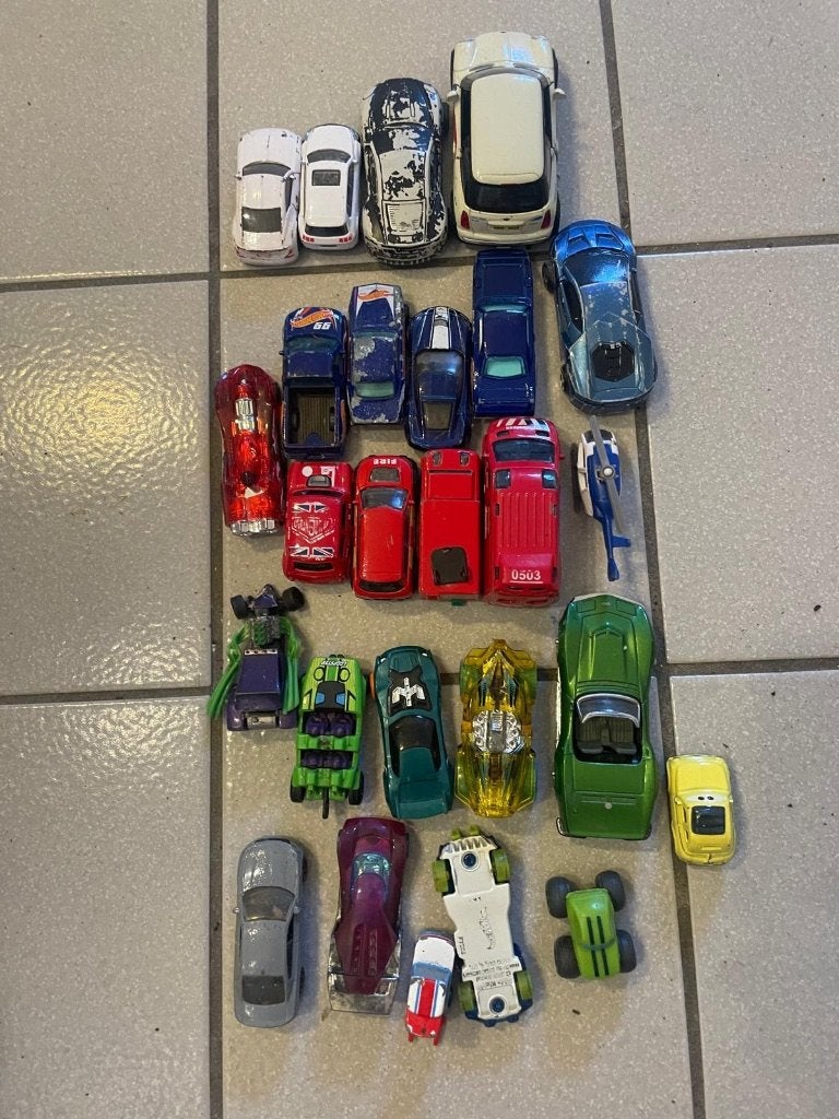 Grote collectie speelgoedauto's en voertuigen, Meerkleurig, Overige maten, Ophalen of Verzenden, Diverse merken