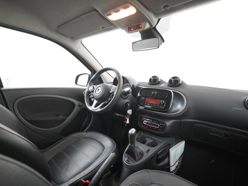 smart forfour 1.0 Prime | Stoelverwarming | Leder | Zondag O, Auto's, Smart, 12 maanden, Achterwielaandrijving, Gebruikt, 4 stoelen