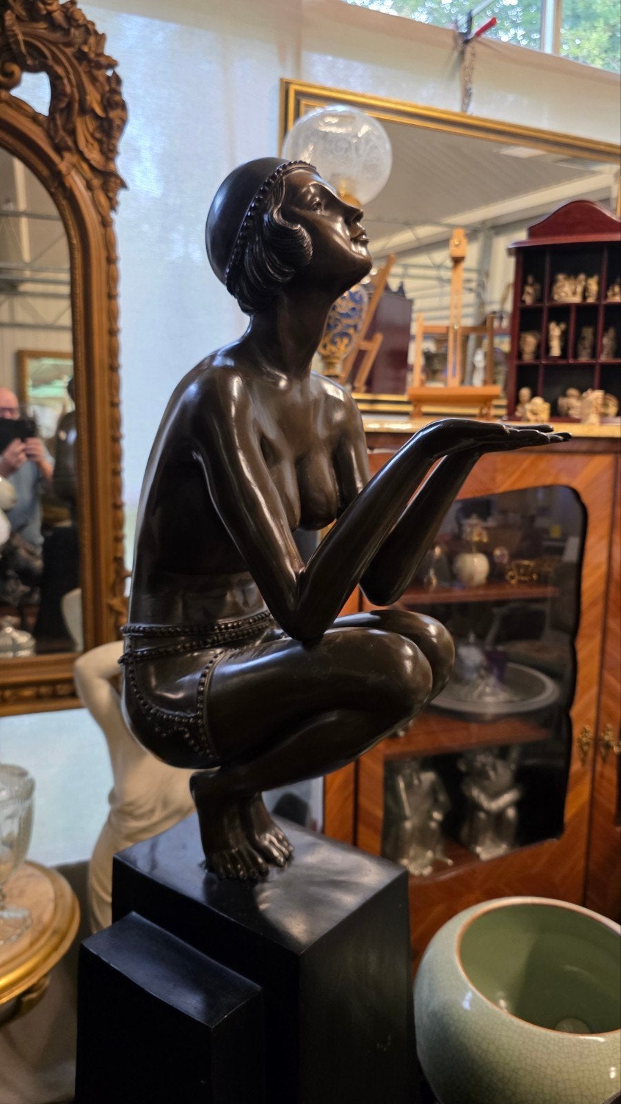 Groot bronzen art deco beeld van vrouw, Ophalen