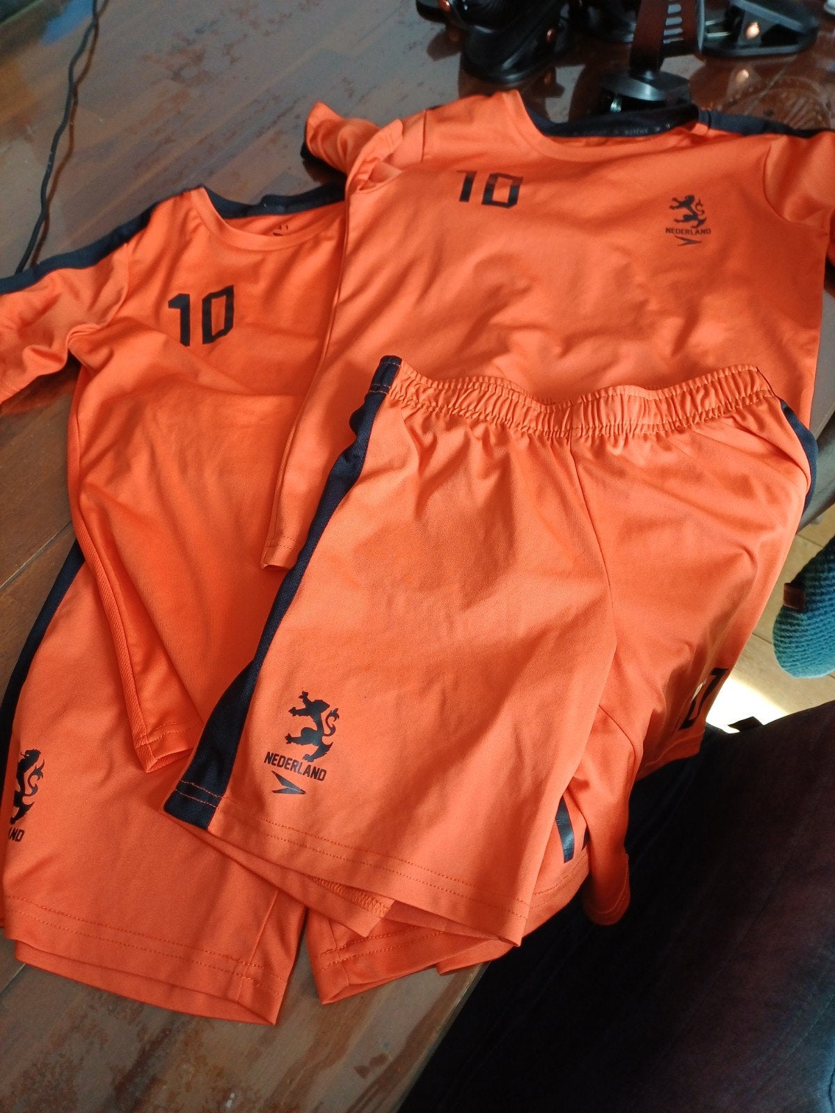 voetbaltenue set 1x - Maat 134/140, Kinderen en Baby's, Kinderkleding | Maat 134, Gebruikt, Ophalen of Verzenden, Setje, Jongen