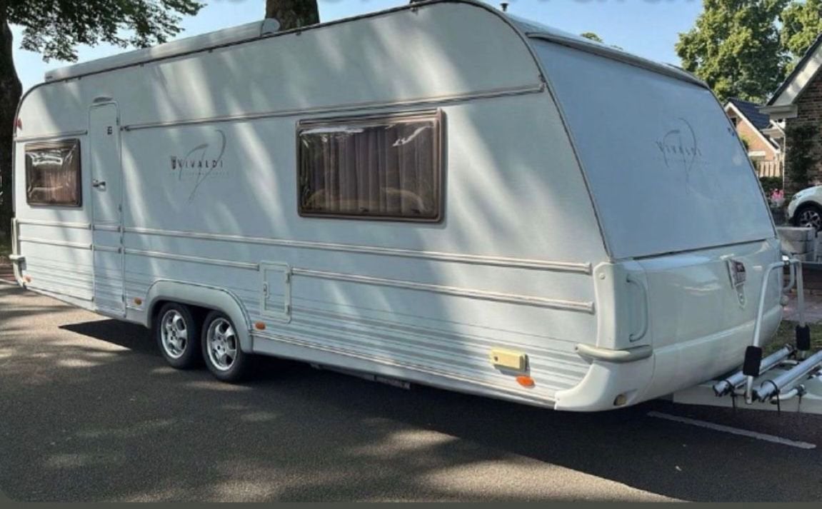 Tabbert vivaldi 620. 2004. Airco luifel, Caravans en Kamperen, Caravans, Bedrijf, tot en met 4, Rondzit, Tabbert, Airco, Ophalen
