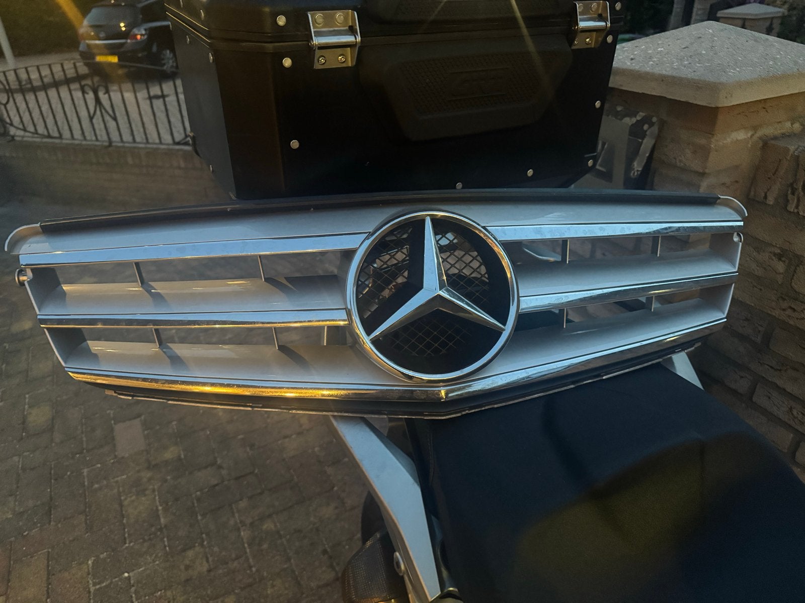 Mercedes C63 AMG Grill Mercedes C63 - W204, Ophalen of Verzenden, Gebruikt, Voor, Mercedes-Benz