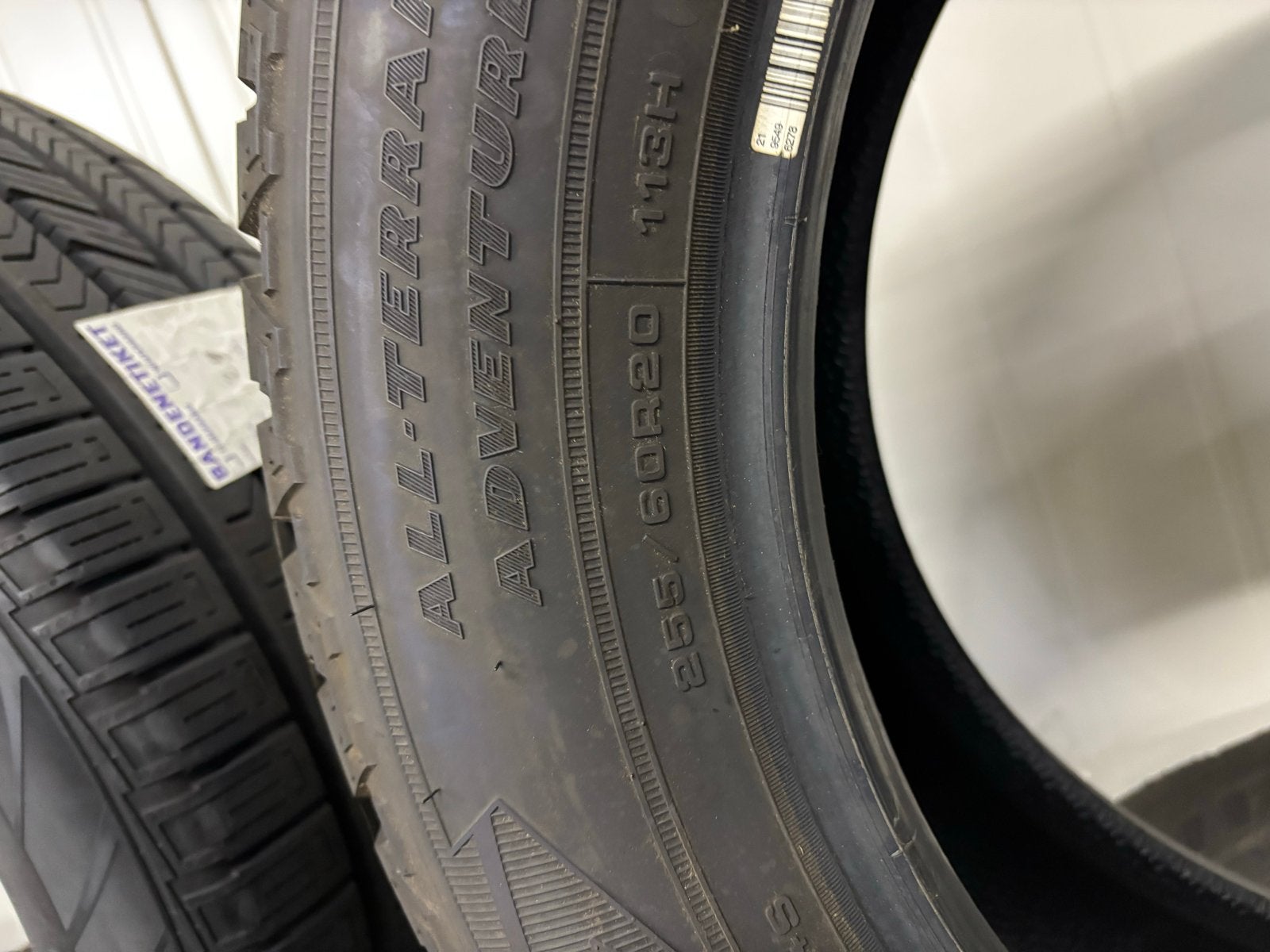 Goodyear All-Terrain Adventure 255/60R20 113H banden, Auto-onderdelen, Ophalen, Gebruikt, 255 mm, All Season